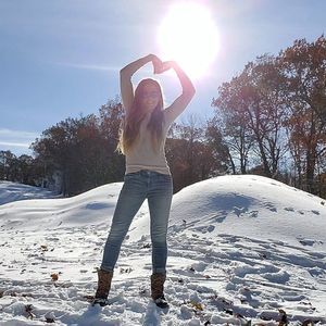 Meet your Posher, Olivia